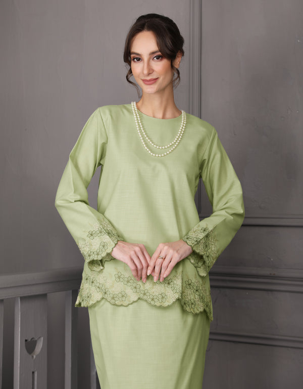 BAJU KURUNG KEDAH DARYA (TENDRIL GREEN)